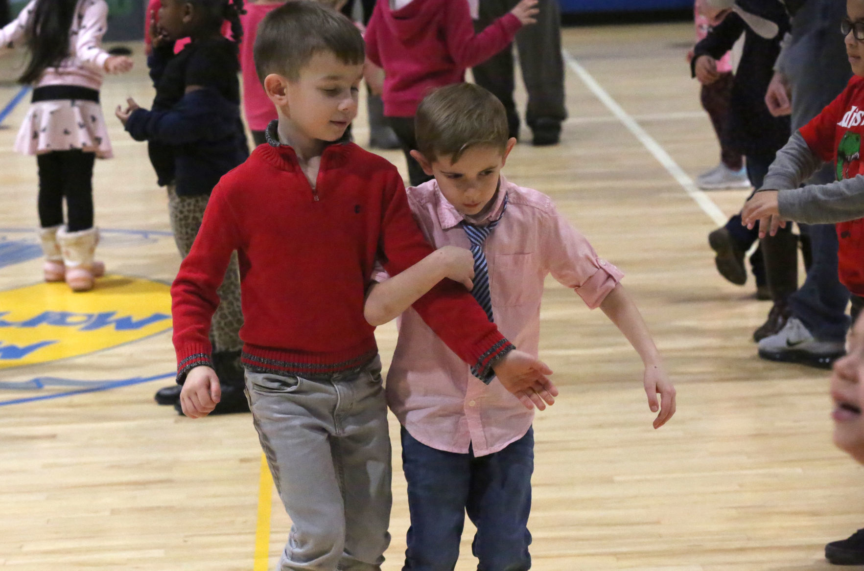 Marsh School dance and jump rope contest